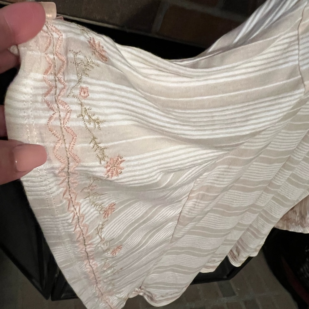 SOLD!! 2X Forever 21 Boho Romantic Crochet Embroidery Batwing - Picture 2 of 11